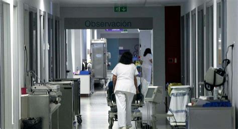 Los Hospitales Gallegos Se Saturan A Poco Tiempo De Que La Gripe