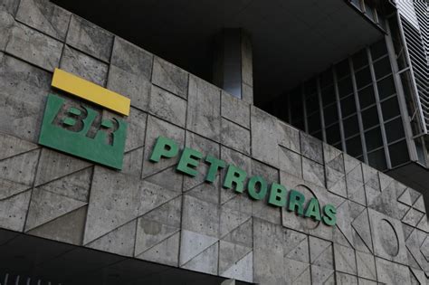 Acionistas Minoritários Indicam Candidatos Para Conselhos Da Petrobras