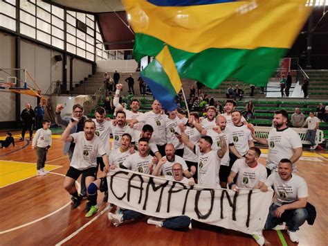 Spoleto La Ducato Futsal Vince Il Campionato Di Calcio A 5 Di Serie C2