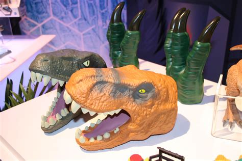 Jurassic World Toy Images From Hasbro At Toy Fair 2015 Collider