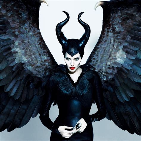 2932x2932 Angelina Jolie In Maleficent Movie Hd Ipad Pro Retina Display