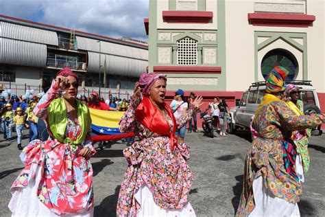 As Se Celebra El Carnaval En Caracas