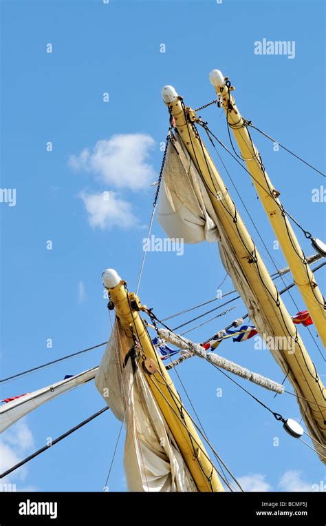 Furled Sails Hi Res Stock Photography And Images Alamy