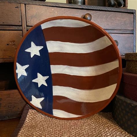 LARGE FLAG PLATE | THE 13TH COLONY