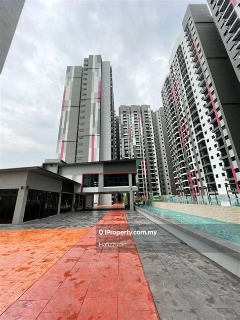 Residensi Mutiara Emas Kajang Serviced Residence 4 Bedrooms For Sale In Kajang Selangor