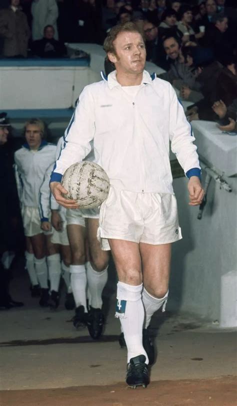 The Night Leeds United Legend Billy Bremner Waited Behind To Shake The