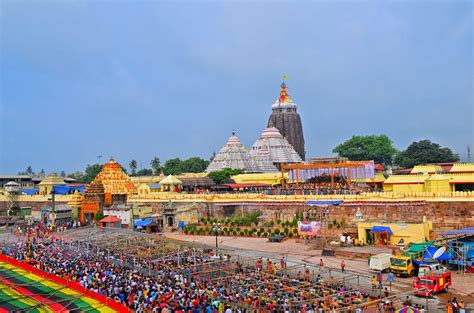 Puri Temple Implements Mandatory Dress Code For Devotees Bans Gutkha