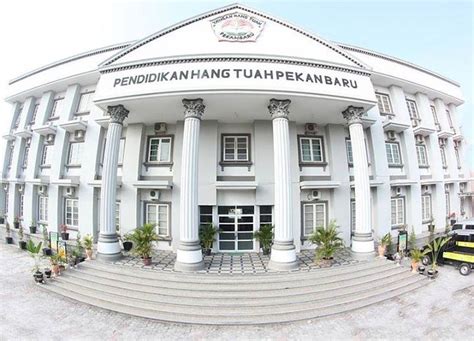 Logo Universitas Hang Tuah Pekanbaru