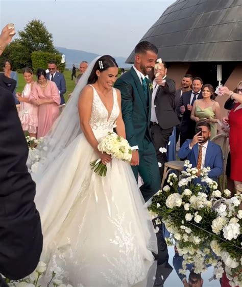 Spinazzola E Miriam Sette Sposi Le Foto Del Matrimonio