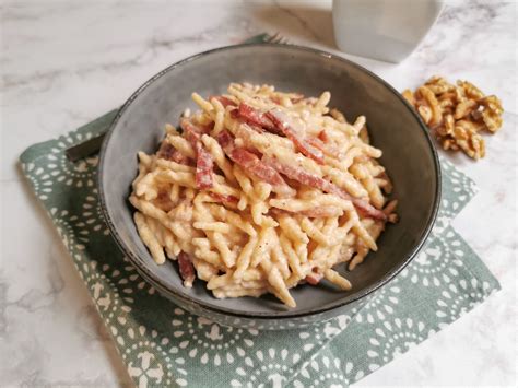 Top 19 Pasta Salsa Di Noci E Speck Update Vynnlife