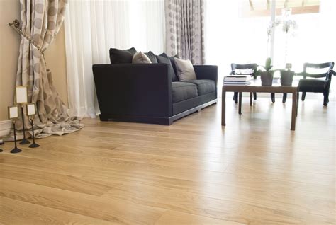 Solid White Oak Prime Grade Flooring Natural 20x145mm Floorboard