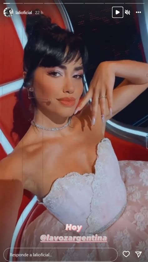 Lali Espósito Lució Un Look Princesa En La Voz Argentina E Impactó A