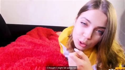 Парень от первого лица снимает домашний минет от своей жены Sexy Blonde