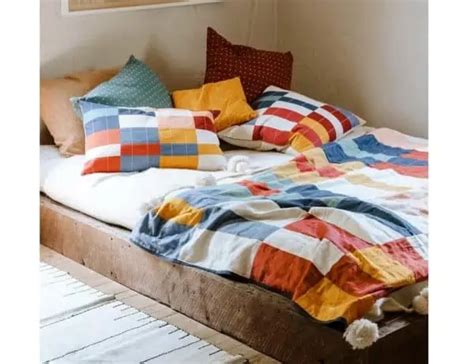 15 Best Sustainable And Fair Trade Blankets For Snuggling Interiors