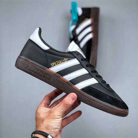 Jual Sepatu Adidas Spezial Handball Core Black White Gum Ie