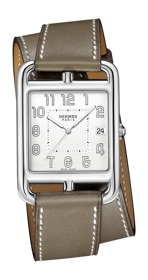 Hermès Cape Cod TGM 044351WW00 3 440 USD The Watch Pages