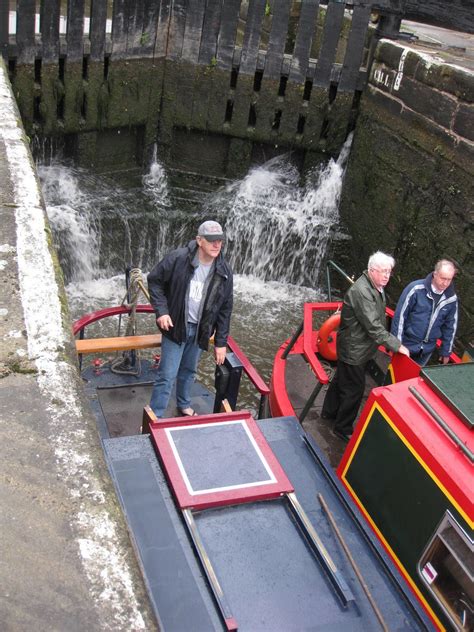 WETHERBY ADVENTURES: canal boat Silsden to Saltaire