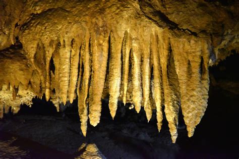 Cavernas Del Lago Shasta California Imagen De Archivo Imagen De