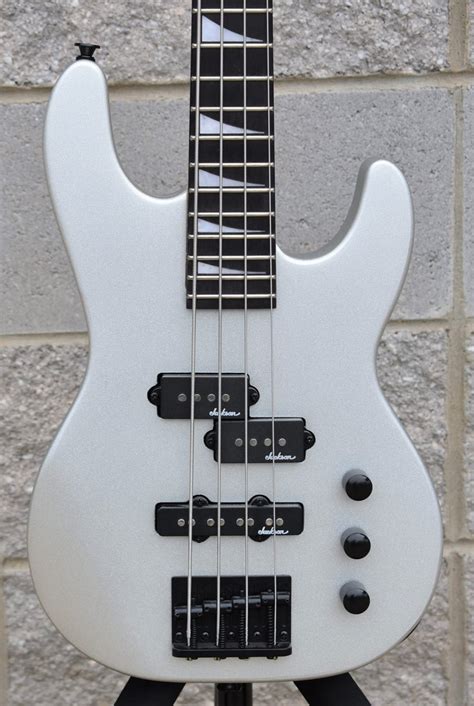 Used Jackson Js1x Cb Minion Bass Satin Silver