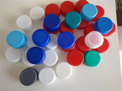 Hdpe White And Blue Water Bottle Cap At Piece In Gandhinagar