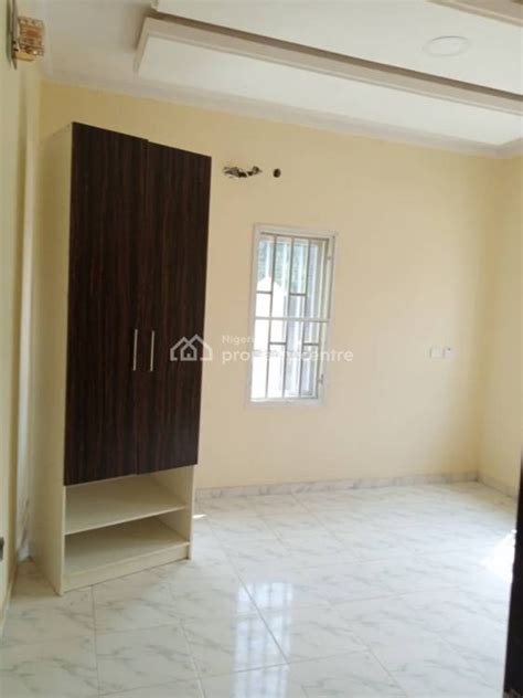 For Sale Three Bedroom Flat With Room Bq Ladipo Bateye Street