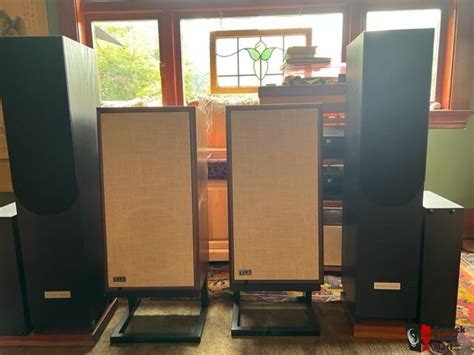 KLH Model Five speakers For Sale - Canuck Audio Mart