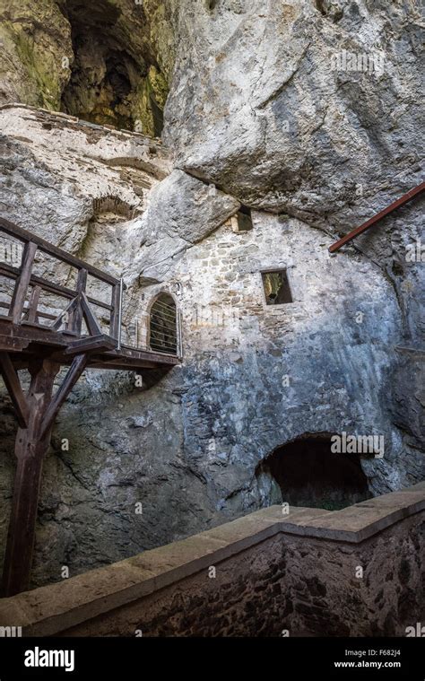 Stone Castle Interior High Resolution Stock Photography and Images - Alamy