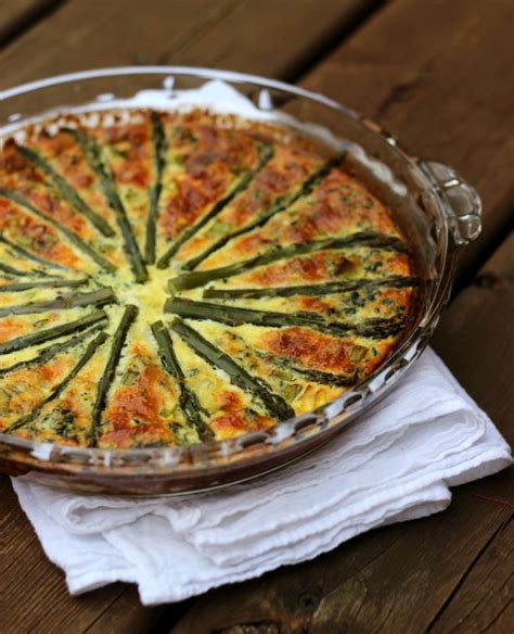 Crustless Asparagus Quiche with Spinach and Mushrooms – The Yooper Girl