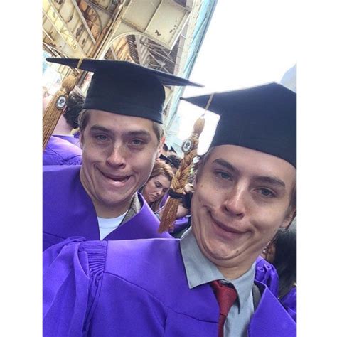 I love this picture of them back in 2015 at their graduation🎓 - #colesprouse #dylansprouse # ...