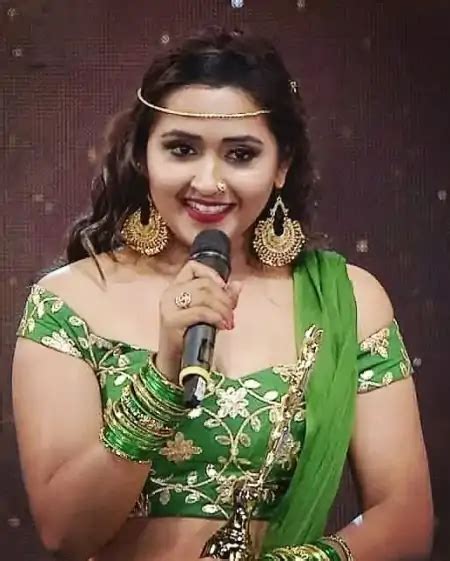 Bhojpuri Actress Kajal Raghwani Hot And Beautiful Pics