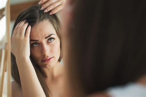 Six Ways For Women To Prevent Hair Loss