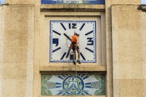 Athlete Rappels Down The Sagrado Coracao De Jesus Sanctuary Editorial