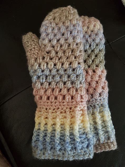 Ravelry Puff Stitch Mittens Pattern By The Wee House Of Crochet