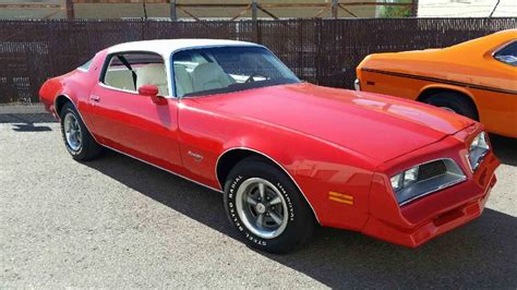 1977 Pontiac Firebird Esprit | T140.1 | Dallas 2016