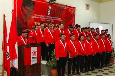 Mengenal Gmni Organisasi Ekstra Kampus Yang Diikuti Ganjar Pranowo