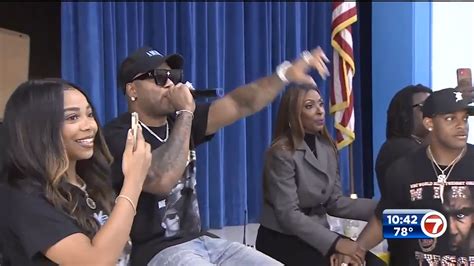 Flo Rida makes surprise visit at Scott Lake Elementary School for ...