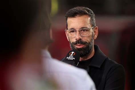 Man United announce major coaching reshuffle as duo leave the club