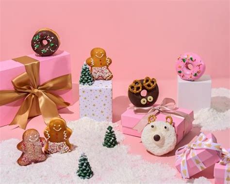 28 Nov 2022 Onward BreadTalk Christmas Donuts Promo SG