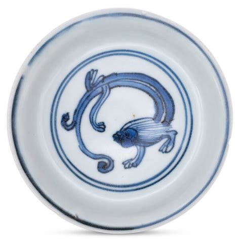 Chinese Ming Dynasty Blue And White Porcelain Dish With Chilong Wanli