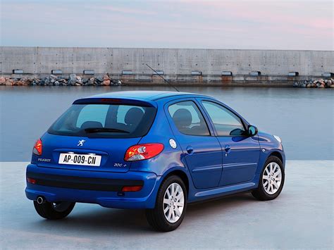 PEUGEOT 206+ 5 doors Specs, Performance & Photos - 2009, 2010, 2011 ...