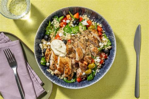 Salade De Poulet Et Couscous La Grecque Recette Hellofresh