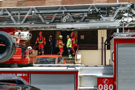 Tr Gico Suceso En Albacete Mujer Cae Desde Un Quinto Piso Y Es