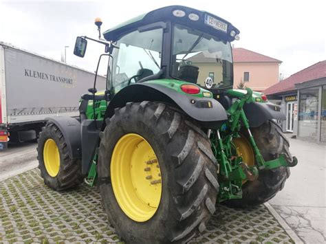 Traktor John Deere R