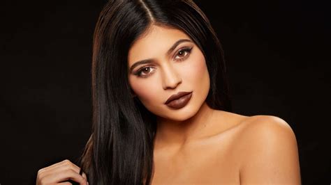 Download Seductive Kylie Jenner 4k Wallpaper