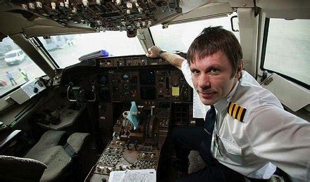 IRON MAIDEN S Bruce Dickinson To Pilot Airlander