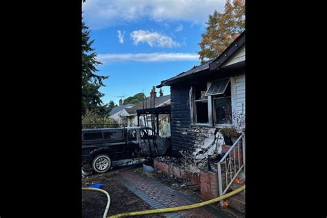 Saanich Firefighters Extinguish Early Morning Blaze Victoria Times