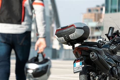 Equipamiento Givi Mejora Las Capacidades De Tu Moto