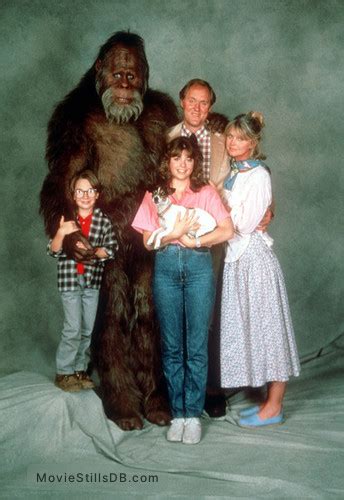 Harry and the Hendersons - Promo shot of John Lithgow & Melinda Dillon