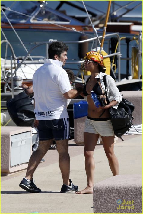 Zac Efron Hits the High Seas in Italy with Michelle Rodriguez! | Photo ...