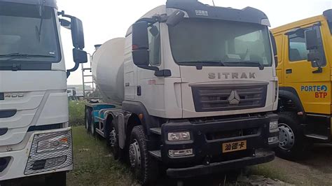 Sinotruk 4X2 6X4 8X4 6m3 8m3 10m3 12m3 14m3 16m3 Cargo Heavy